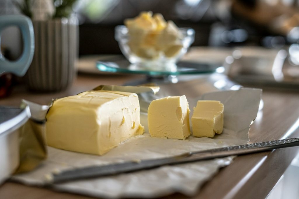 Kerrygold Pure Irish Butter Review: Grass-Fed Taste, Baking & Spreadability (2026)